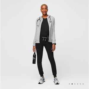 Size XS heather grey essential FIGS hoody